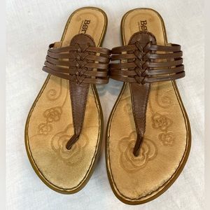 Born Strappy Leather Sandals Shoes Flats Womens Size 9 Flat
